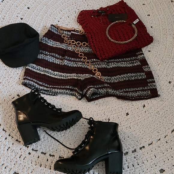 BCBG GENERATION SIZE 6 MULTI SHORTS - Picture 8 of 16